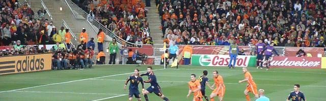 九游娱乐-时隔1年半南非球迷重回球场 然而...VUVUZELA禁用